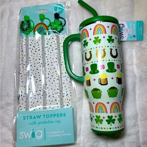 Swig St. Patrick’s Day 30oz Tumbler with matching Swig straws and Toppers.